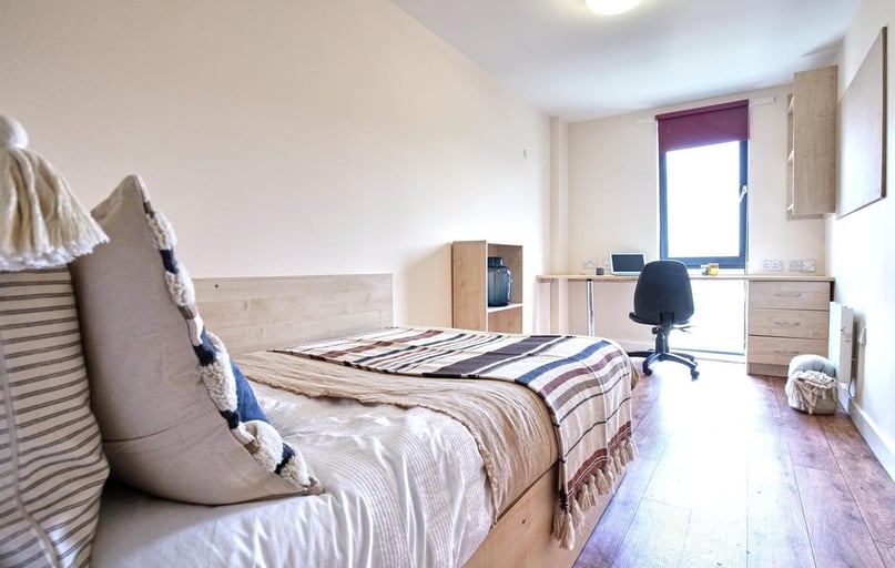 Newcastle Street, Devonshire Green, Sheffield - Image 1